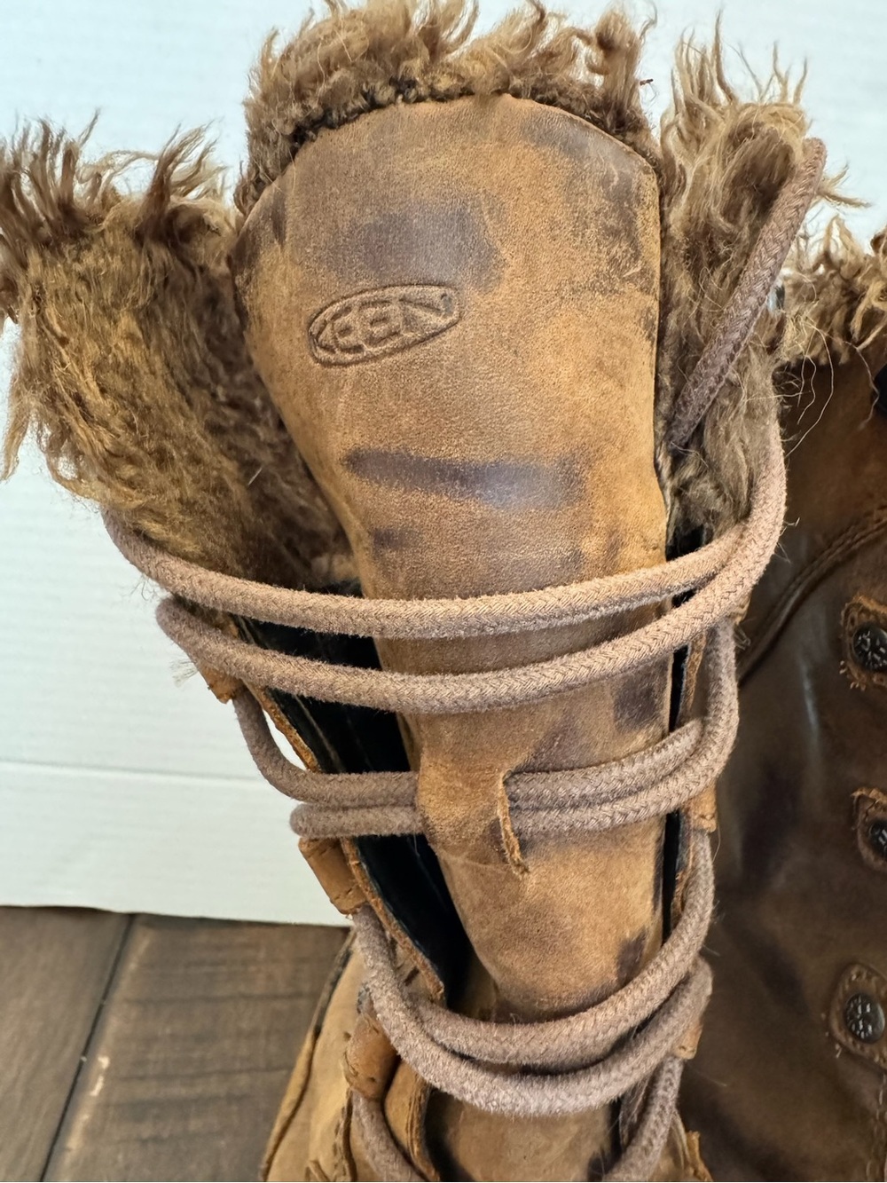 Keen Women's Brown Leather Bailey High Fur Lace Up Boots Size 8.5 Hiking Trail - Picture 7 of 16